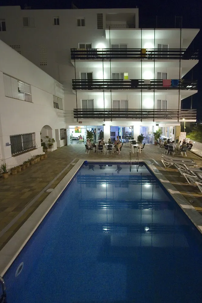 Es Mitjorn Hotel San Antonio